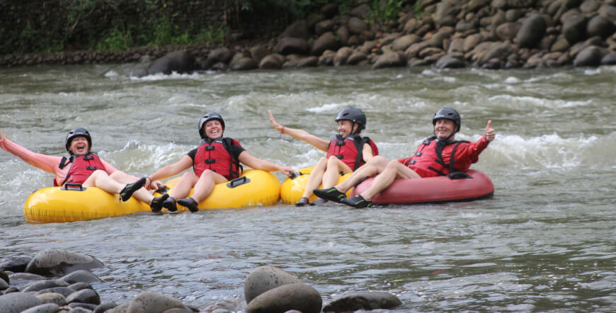 TUBING IN THE SARAPIQUÍ RIVER CLASS 1-2