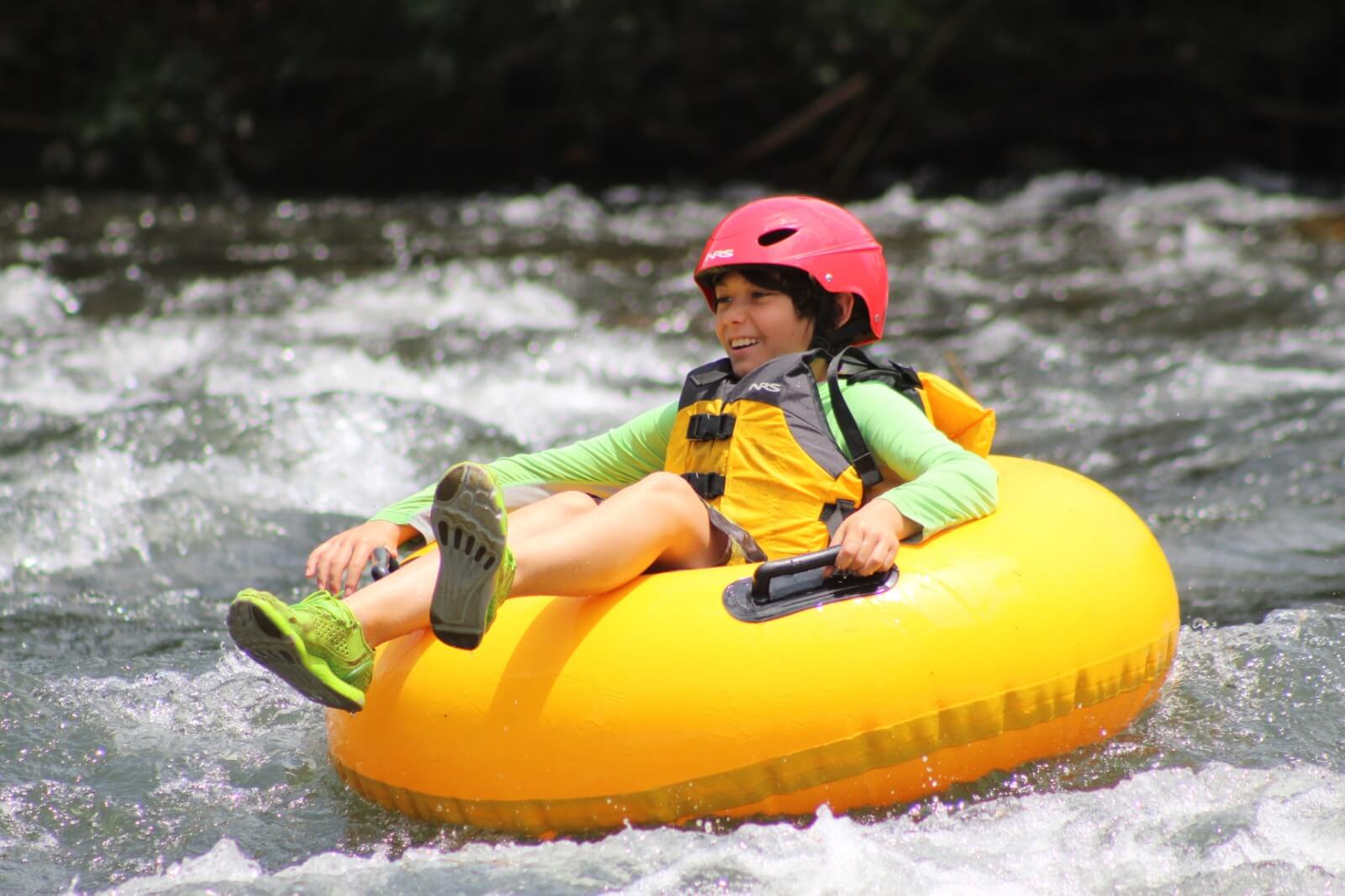 Tubing In The Sarapiquí River Class 1-2 - Image 3